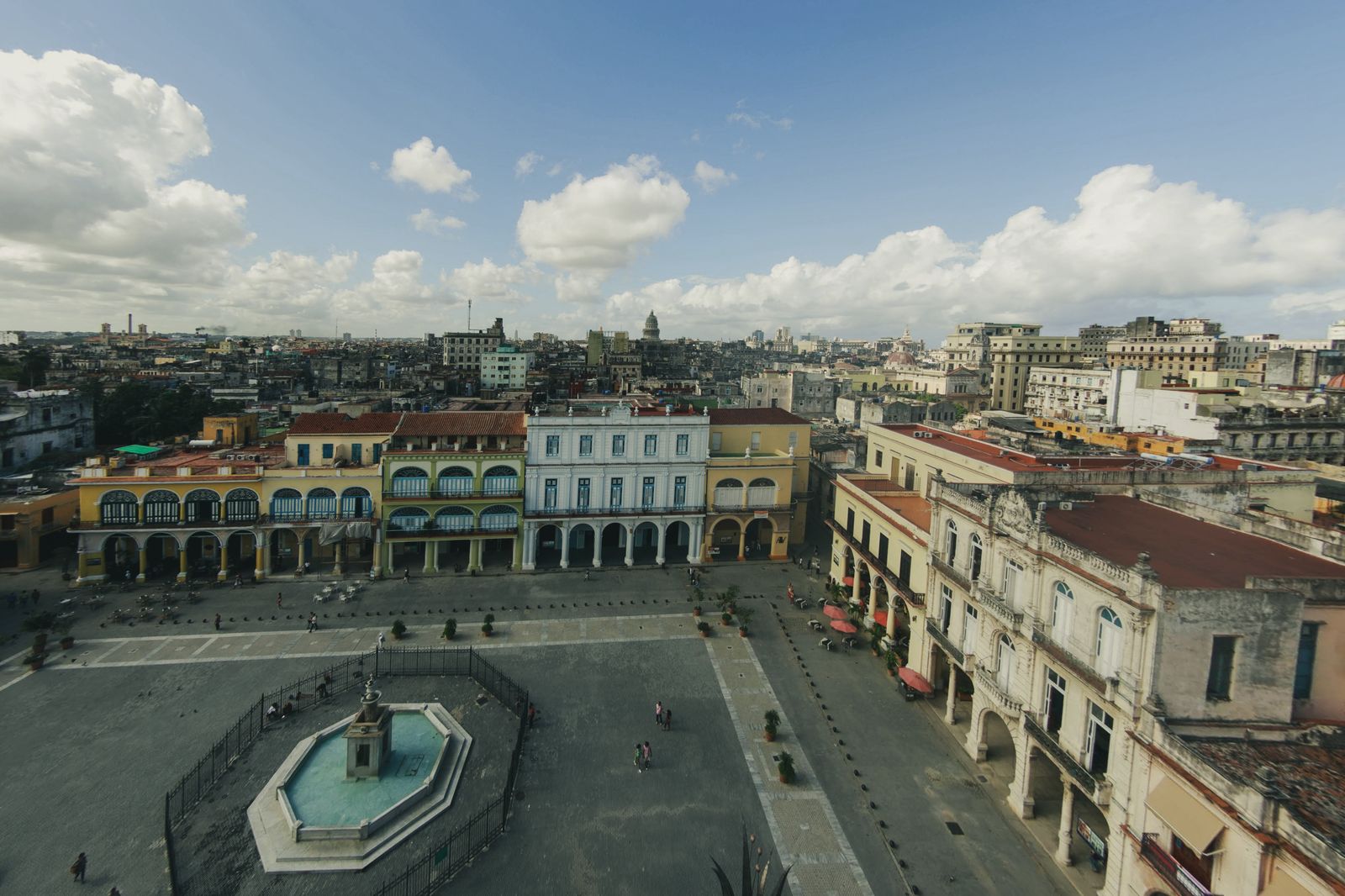 Havana, photographed: Plaza de la Catedral